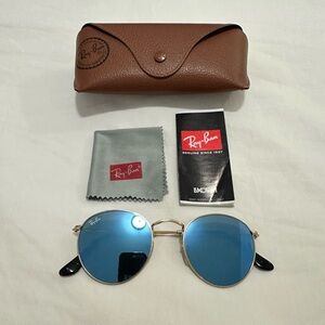Ray-Ban Round Blue Lens Sunglases
